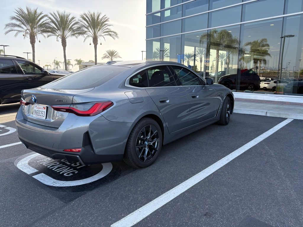 Thumbnail: 2024 BMW i4 - 6