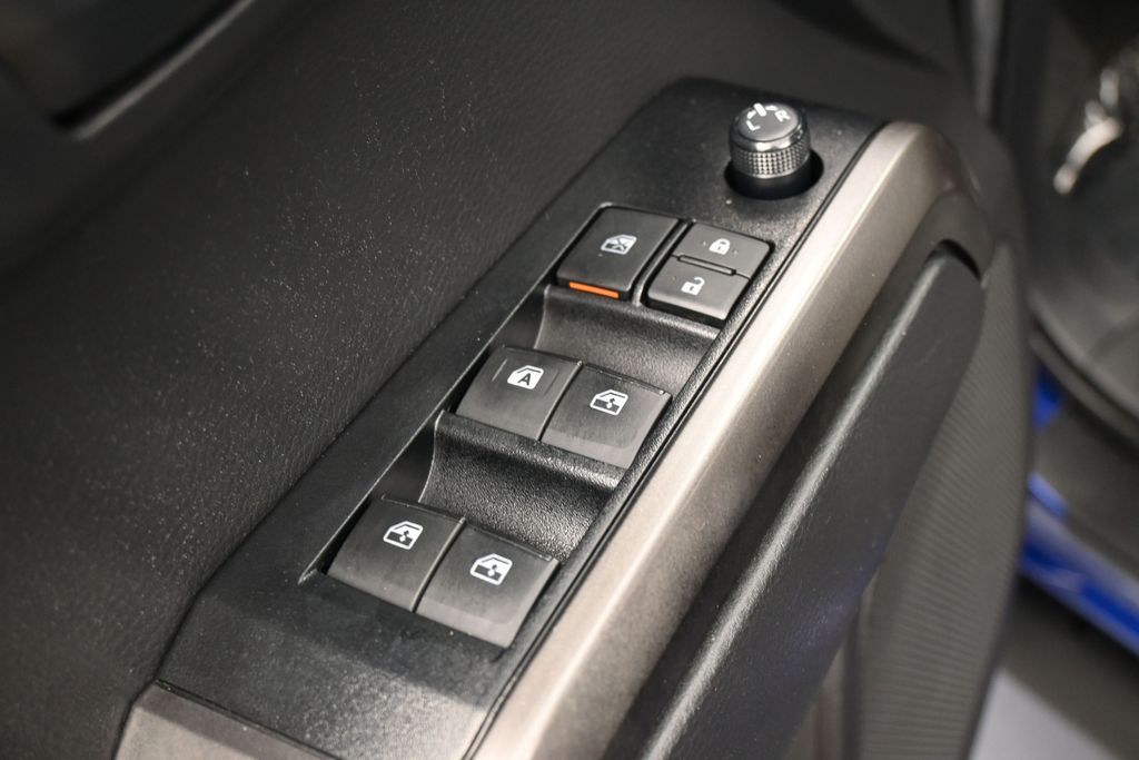 Used 2022 Blue Toyota SR5 image 14