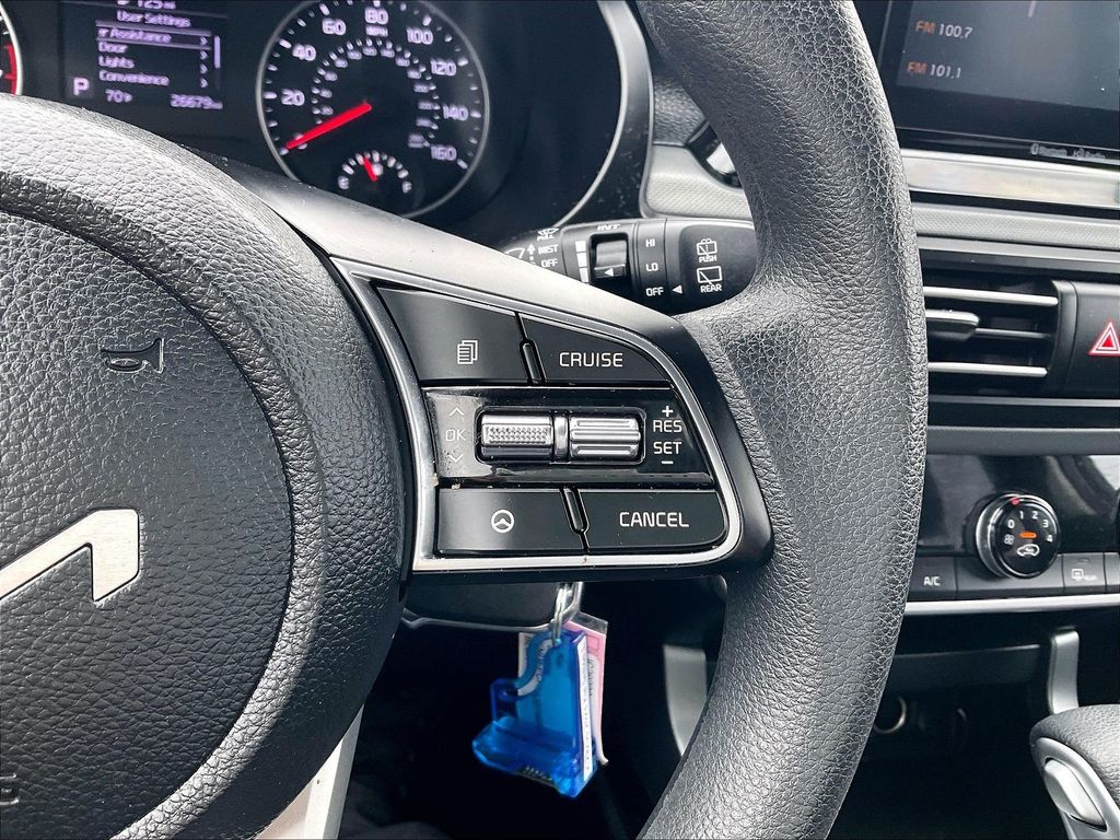 2023 Kia Seltos — photo 22