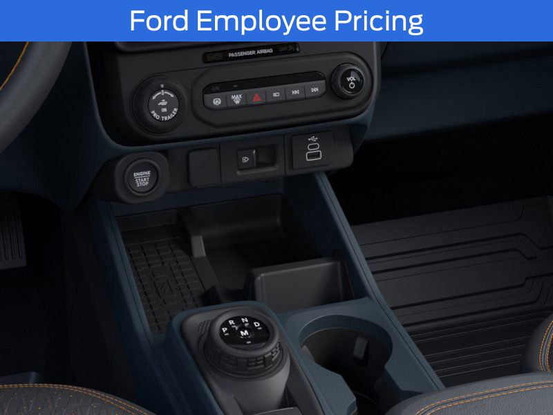 2025 Ford Maverick  photo