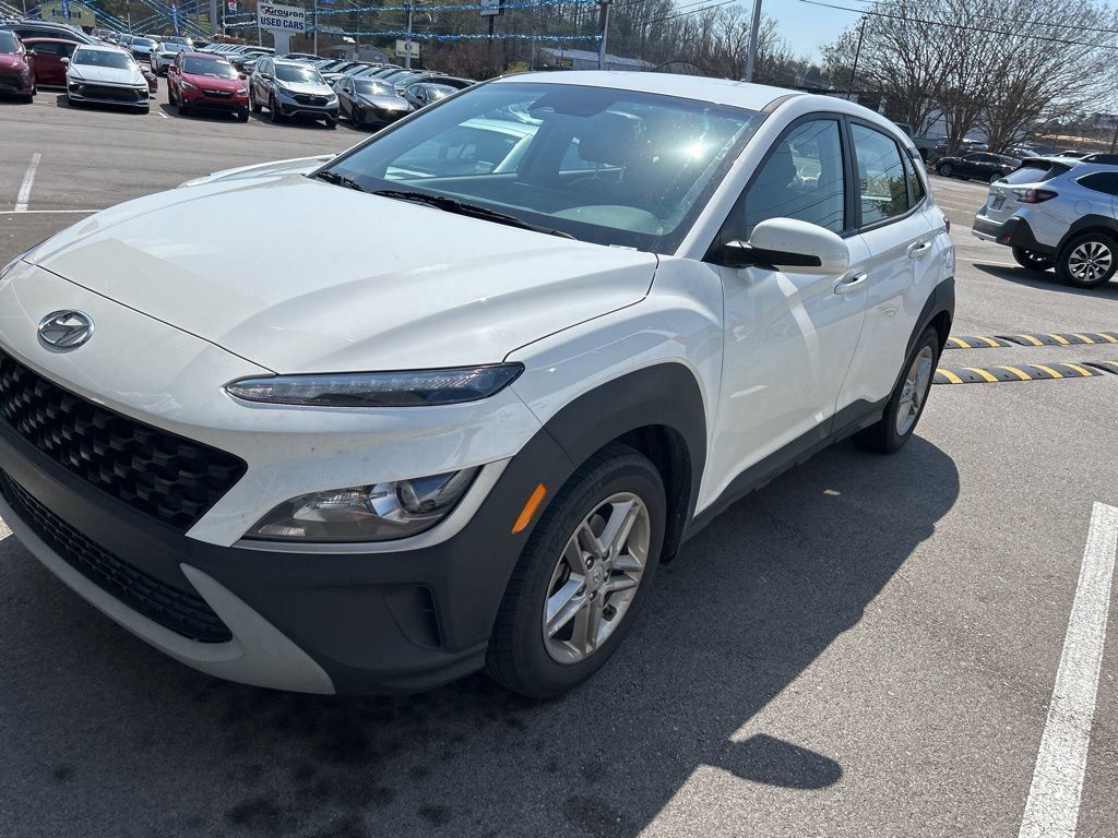2022 Hyundai Kona SE FWD