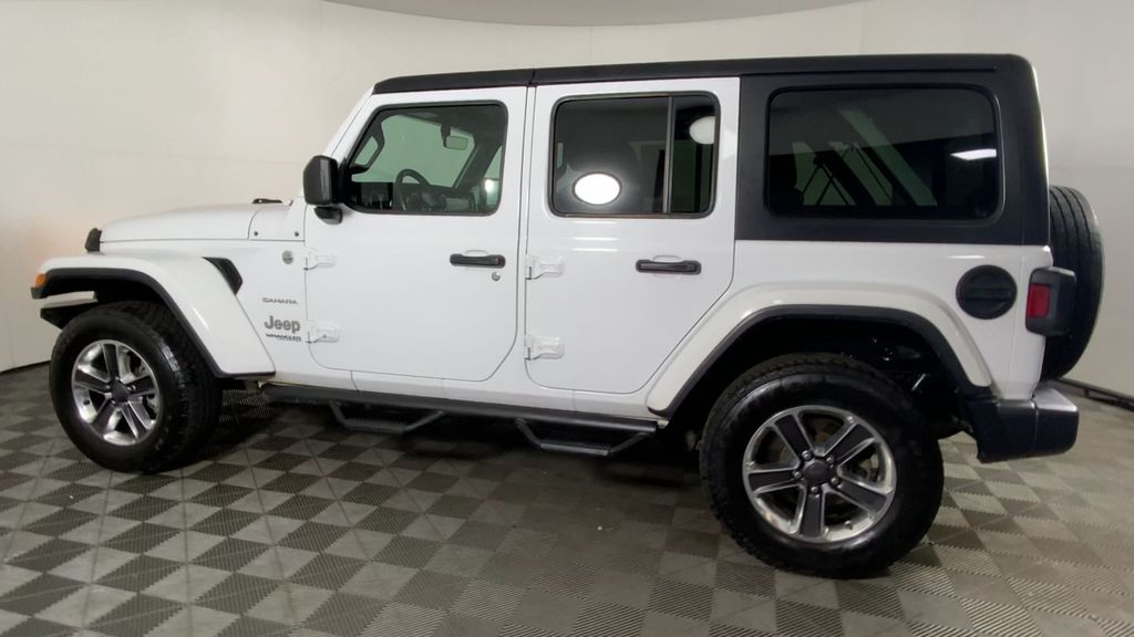 2018 Jeep Wrangler Unlimited Sahara 6