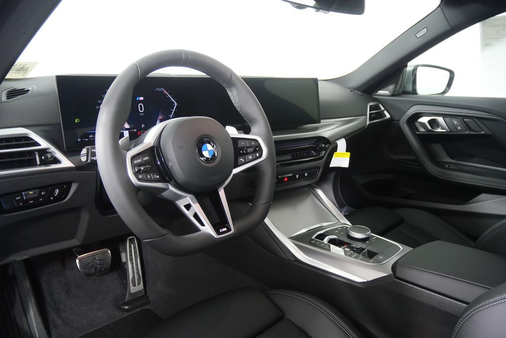 Thumbnail: 2026 BMW 2 Series - 14