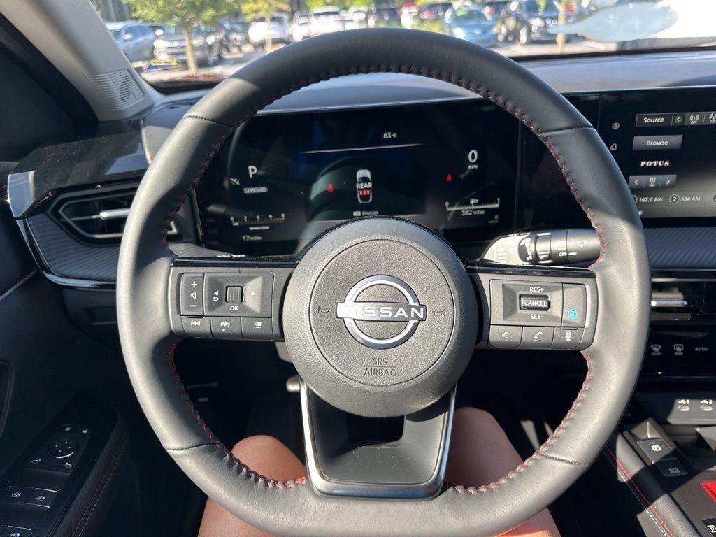 2025 Scarlet Ember Tintcoat/Super Black Nissan Kicks SR FWD SUV