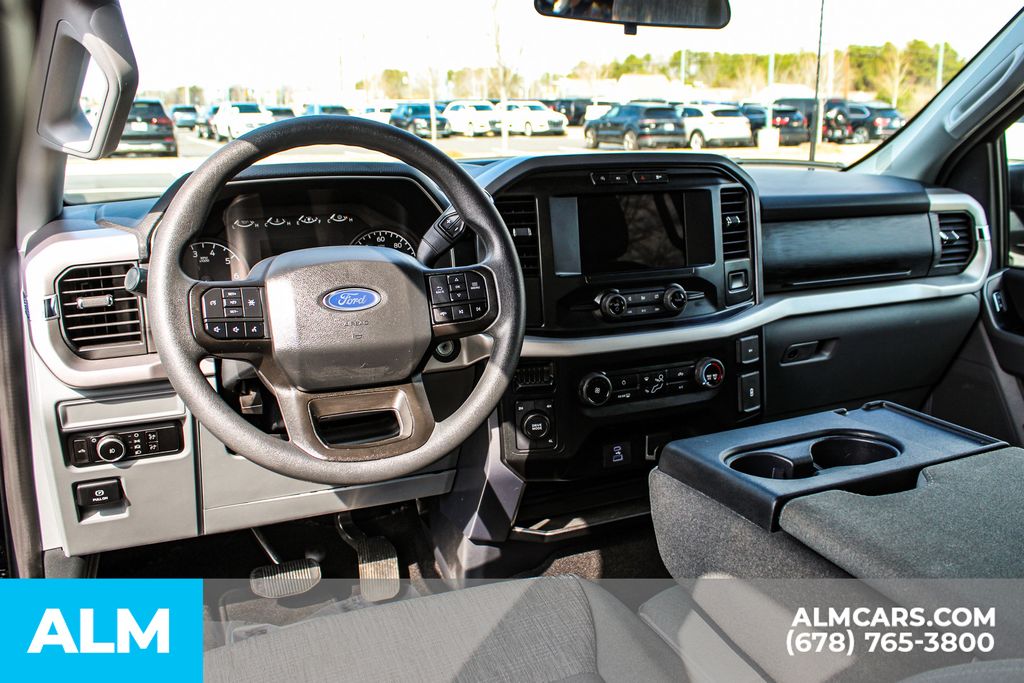 2023 Ford F-150 XLT photo 21
