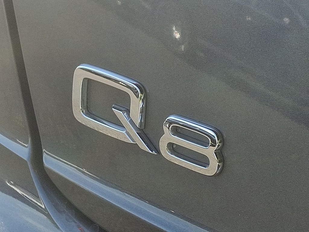 Thumbnail: 2019 Audi Q8 - 30
