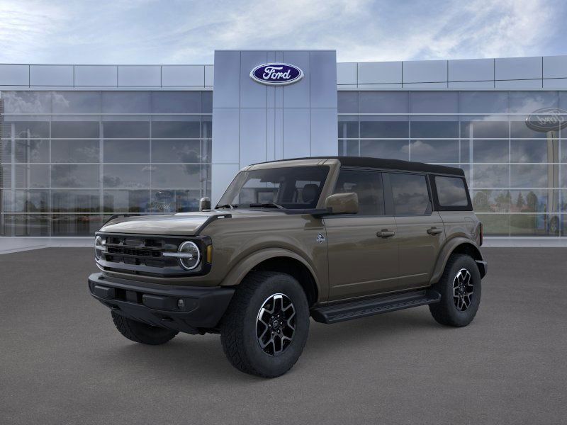 2025 Ford Bronco Outer Banks 4-Door 4WD