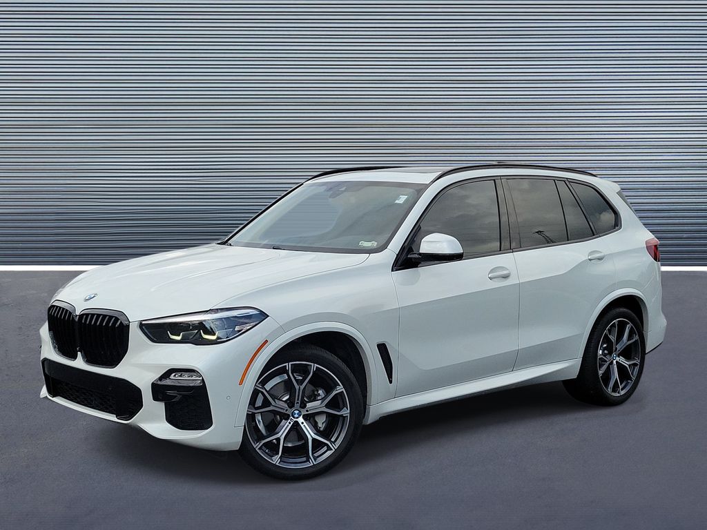 Mineral White Metallic 2021 BMW X5 SUV / Crossover Rear-Wheel Drive 8-Speed Automatic