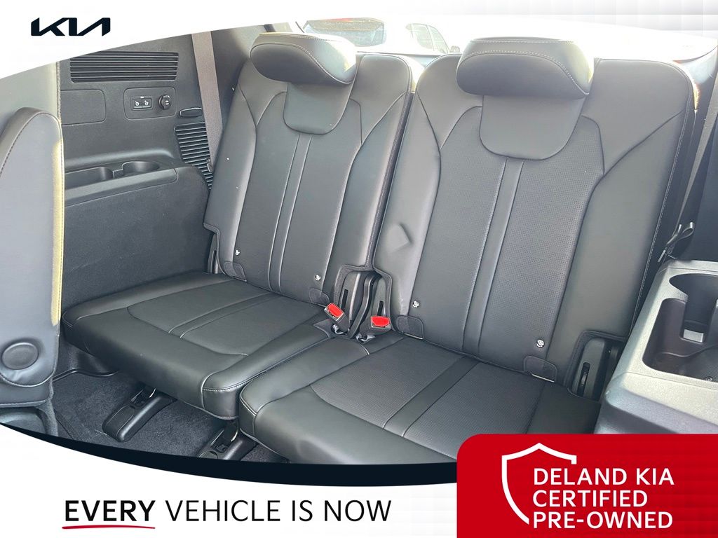 Used 2025 Kia Sorento SUV