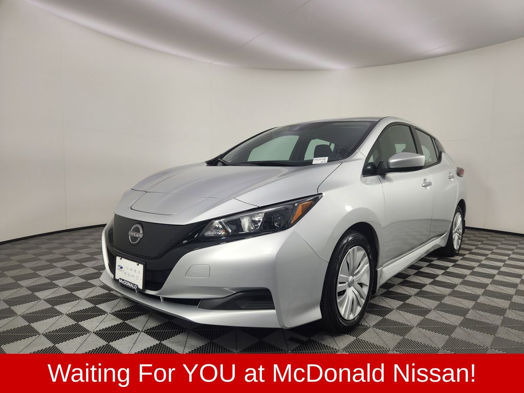 Brilliant Silver Metallic 2025 Nissan LEAF Hatchback Front-Wheel Drive Automatic