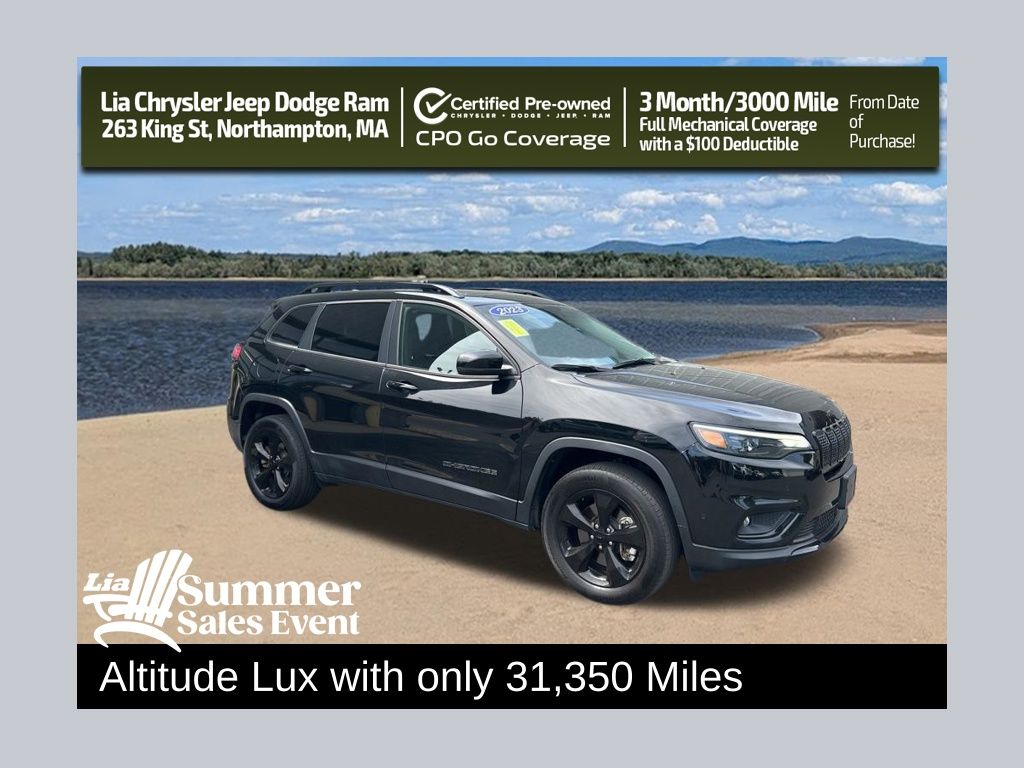 Diamond Black Crystal Pearlcoat 2023 Jeep Cherokee Altitude 4WD SUV / Crossover 9-Speed Automatic