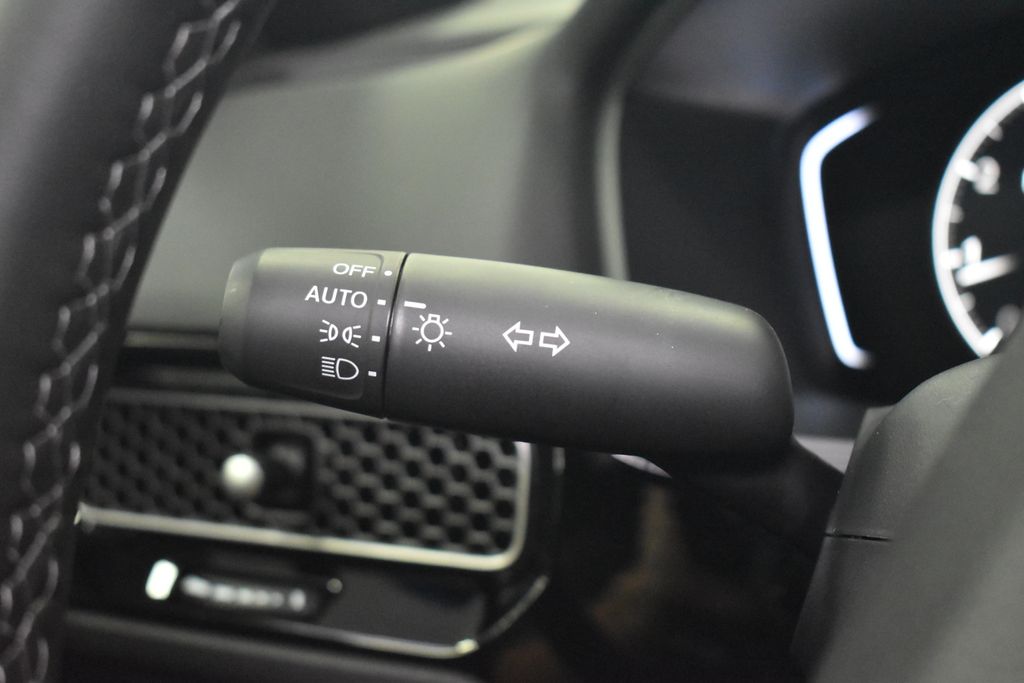2025 Honda Civic Sport 14