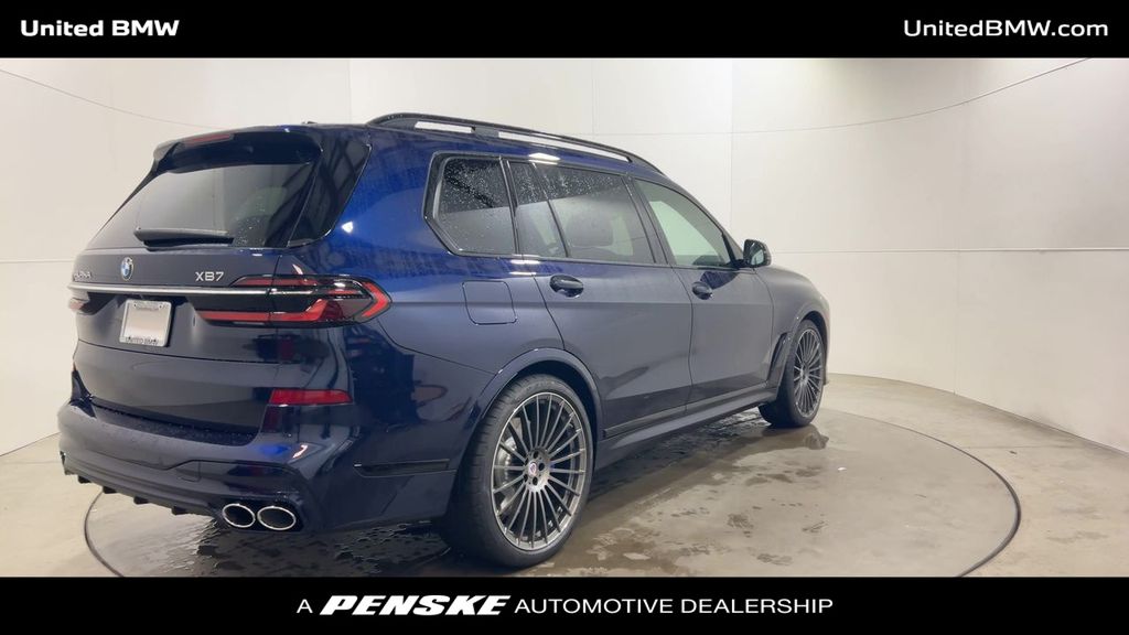 Thumbnail: 2026 BMW X7 - 8