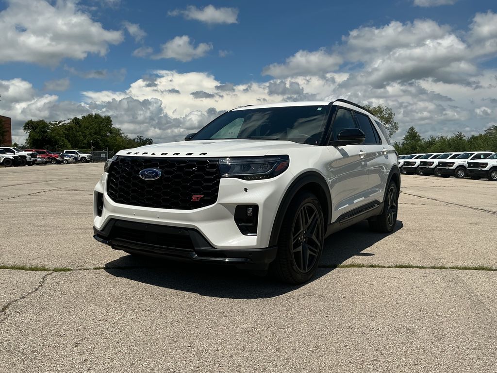 White Metallic 2025 Ford Explorer SUV / Crossover All-Wheel Drive Automatic