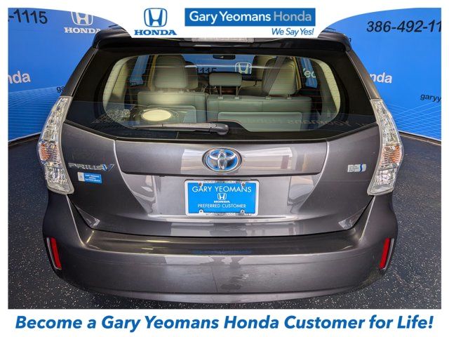 Magnetic Gray Metallic 2013 Toyota Prius v Wagon Front-Wheel Drive Continuously Variable Transmission
