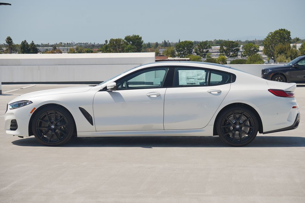 Thumbnail: 2025 BMW 8 Series - 4