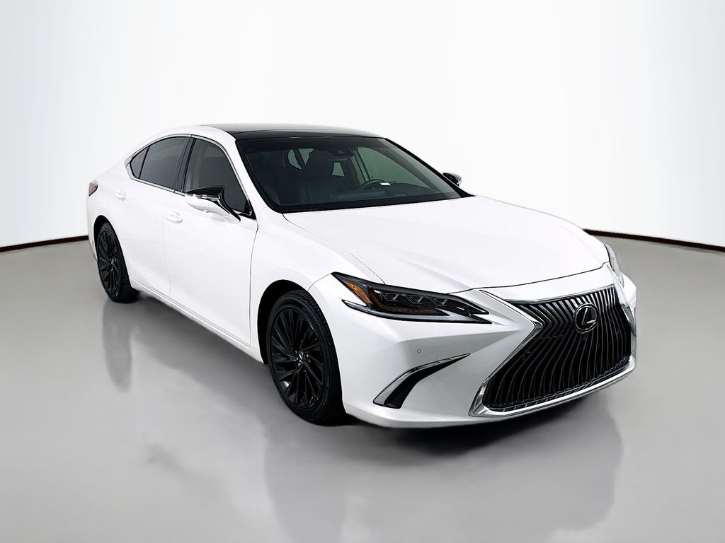 Thumbnail: 2021 Lexus ES - 3