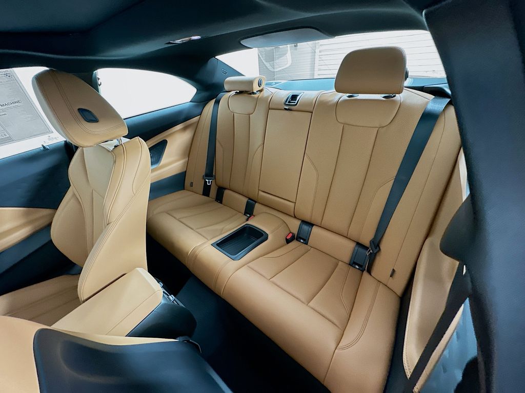 Thumbnail: 2025 BMW 2 Series - 17