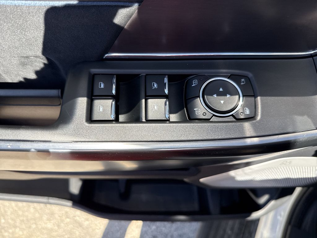 2025 Ford F-150 Platinum - 10