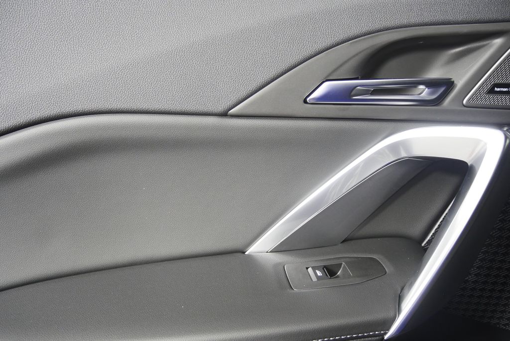 Thumbnail: 2026 BMW X2 - 14