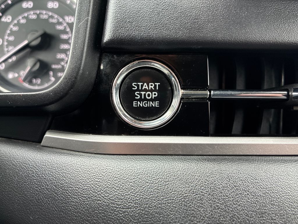 2023 Mitsubishi Outlander SE  at Auto Express Mitsubishi