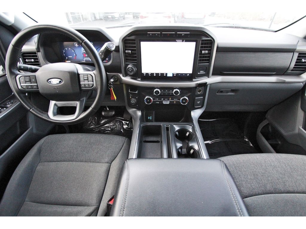 2024 Ford F-150 XLT - 8