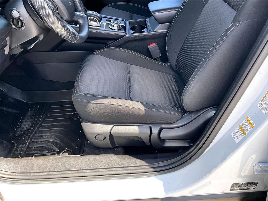 2023 Mitsubishi Outlander — photo 31