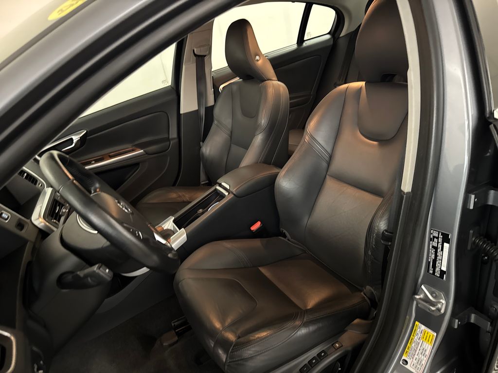 2017 Osmium Gray Metallic Volvo S60 Inscription T5 Platinum FWD Sedan