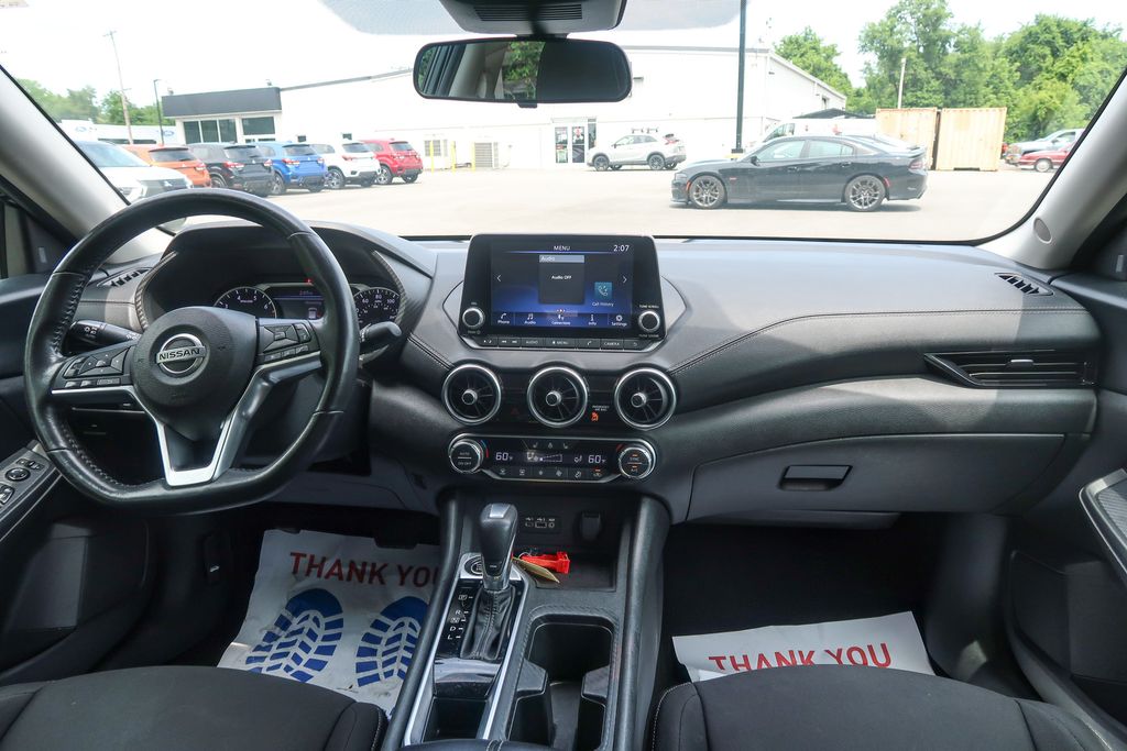 2023 Nissan Sentra SV Xtronic CVT