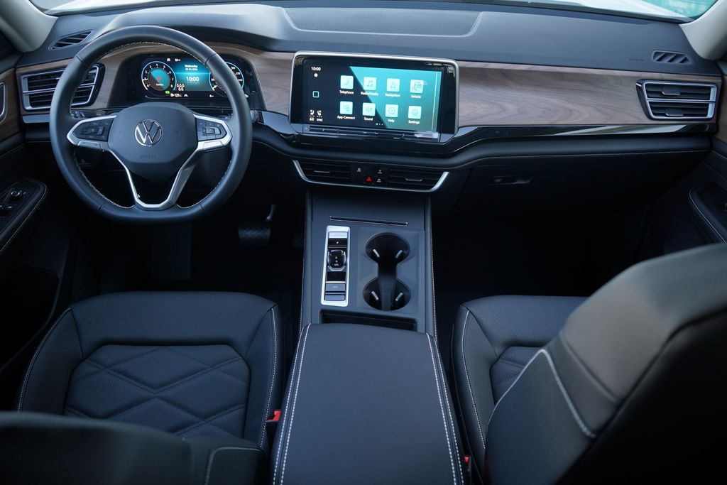 Thumbnail: 2026 Volkswagen Atlas - 9