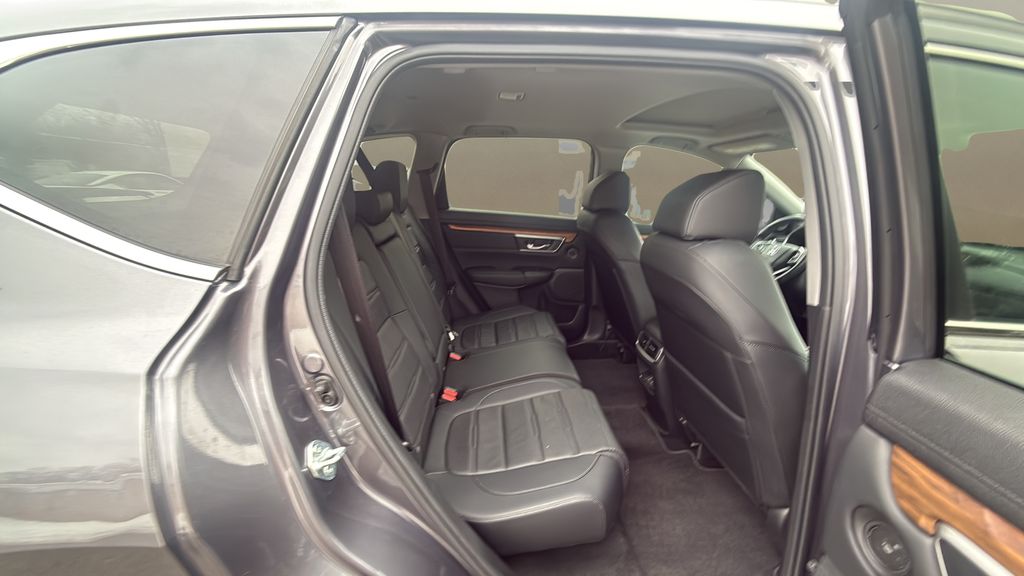 used 2022 Honda CR-V car, priced at $27,800