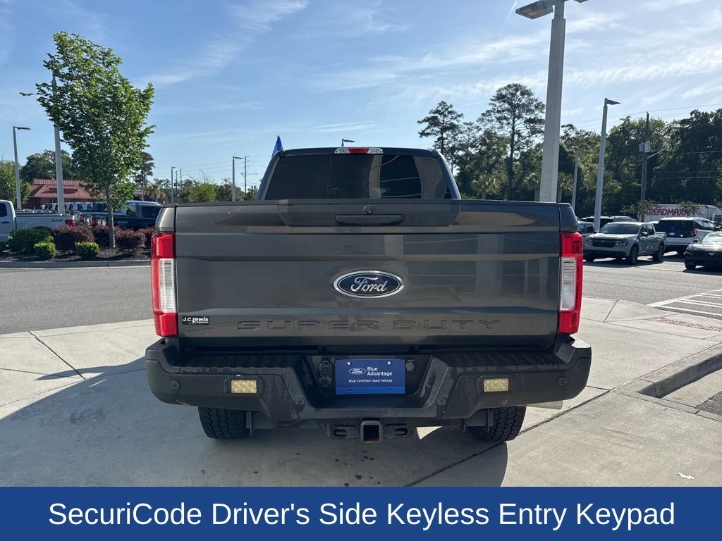 2017 Ford F-250 Super Duty XLT