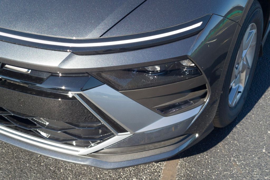 New 2026 Gray Hyundai SE image 10