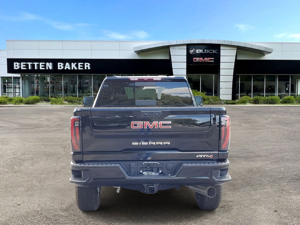 2024 GMC Sierra 2500HD AT4 6