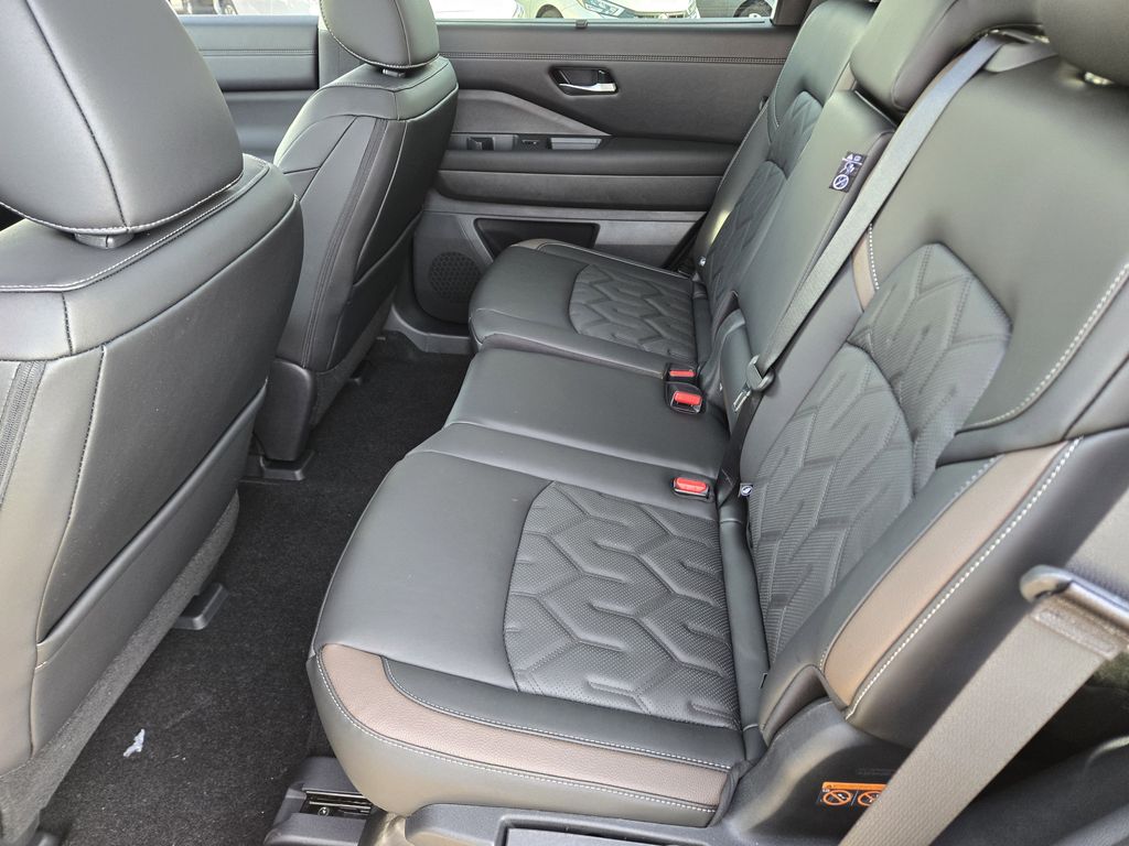 2026 Nissan Pathfinder Platinum Green at Bravo Nissan