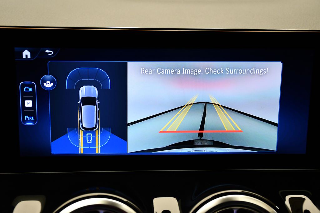 Thumbnail: 2025 Mercedes-Benz GLA - 25