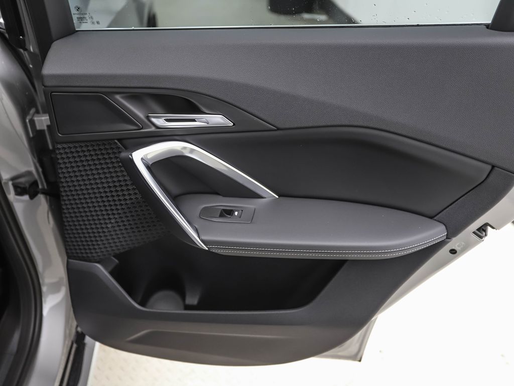 Thumbnail: 2025 BMW X1 - 22