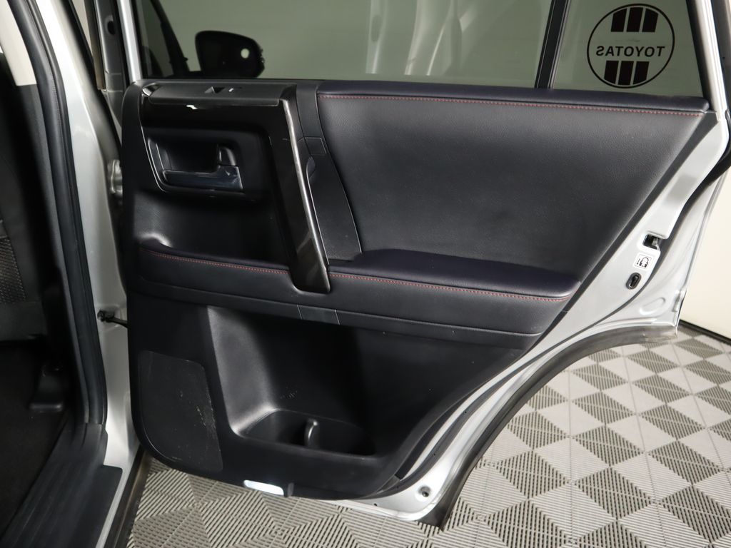 Thumbnail: 2023 Toyota 4Runner - 28