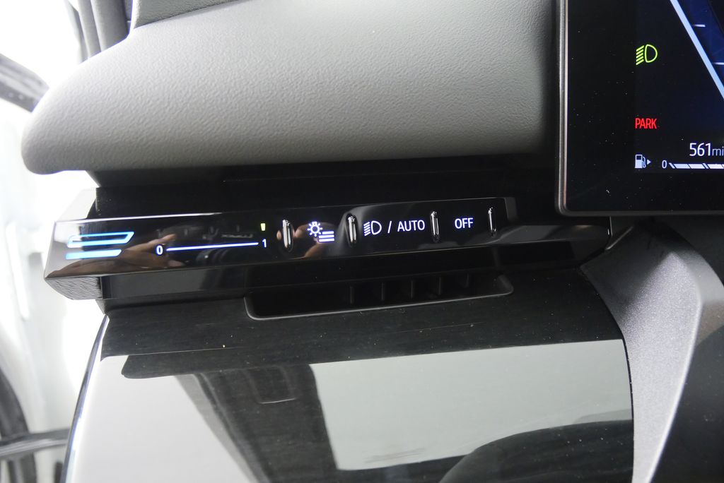 2024 BMW 5 Series 530i 18
