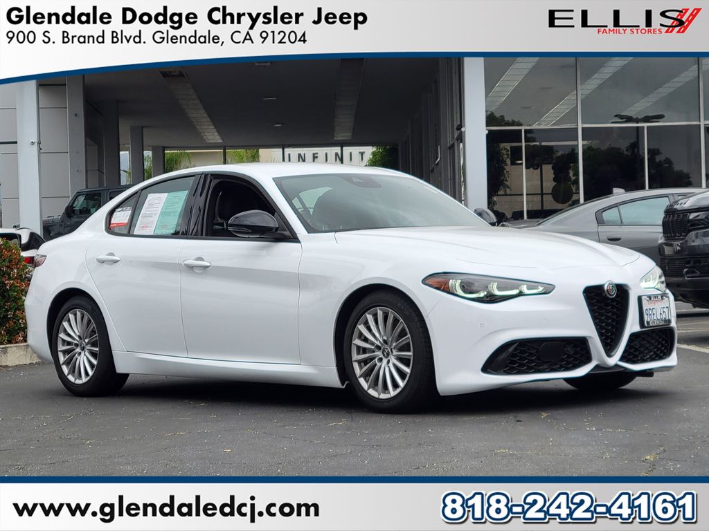 Alfa White 2024 Alfa Romeo Giulia Sprint RWD Sedan Rear-Wheel Drive 8-Speed Automatic