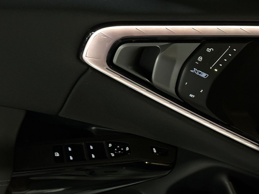 Thumbnail: 2026 BMW X3 - 13