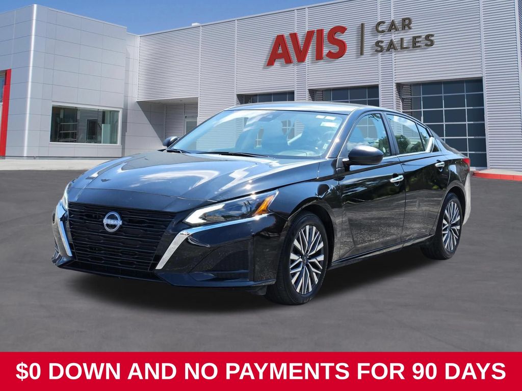 Super Black Clearcoat 2025 Nissan Altima Sedan Front-Wheel Drive Continuously Variable Transmission