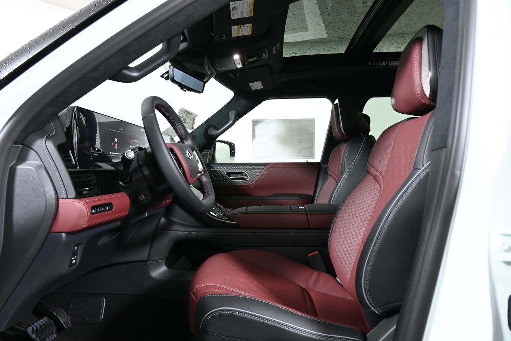 Thumbnail: 2026 INFINITI QX80 - 3