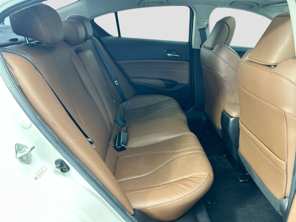 Thumbnail: 2021 Acura ILX - 20