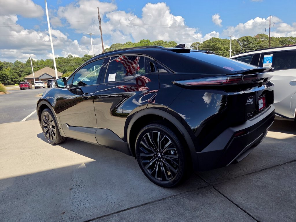 New 2026 Toyota C-HR SUV