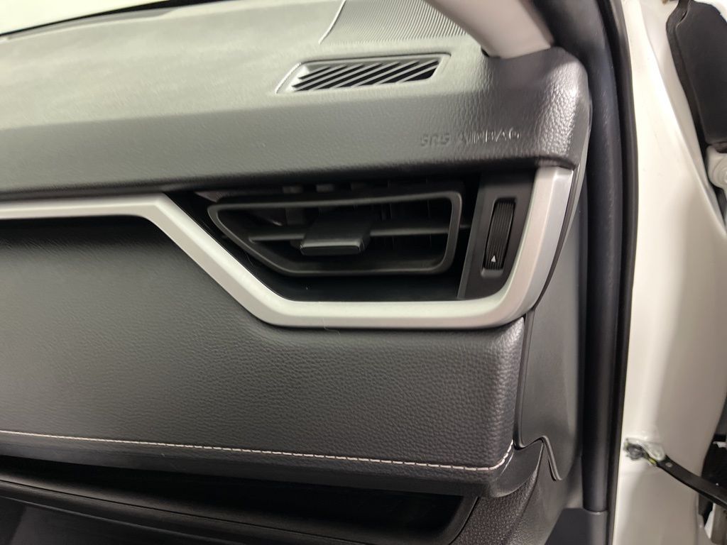 Thumbnail: 2021 Toyota RAV4 - 10