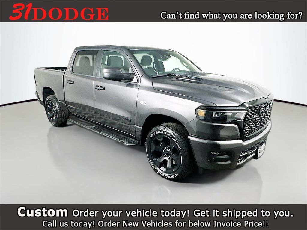 2026 RAM 1500 Express Crew Cab 4WD
