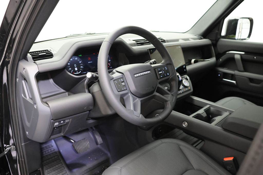 Thumbnail: 2026 Land Rover Defender - 30
