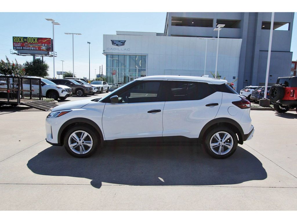 2025 Nissan Kicks Play S White at South Houston Nissan