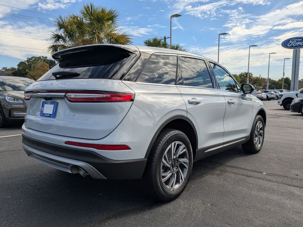 2025 Lincoln Corsair Premiere